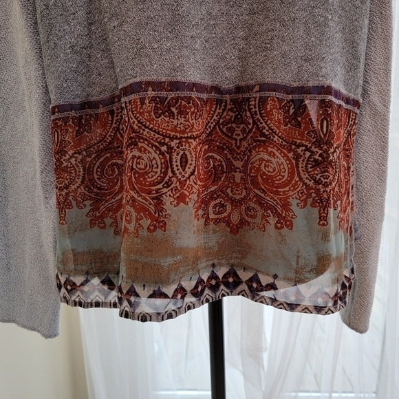 Anm Gray Casual Long Raglan Sleeve Shirt w/Sheer Boho Print Fabric Size Large - Picture 6 of 12